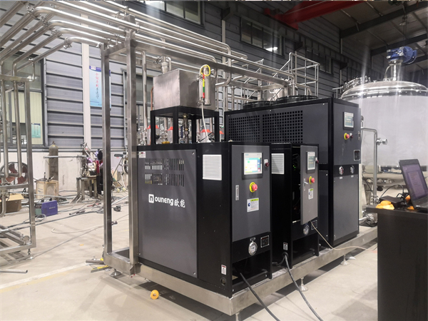 醫藥用高低溫一體機在制藥設備中的應用，控制反應釜的溫度