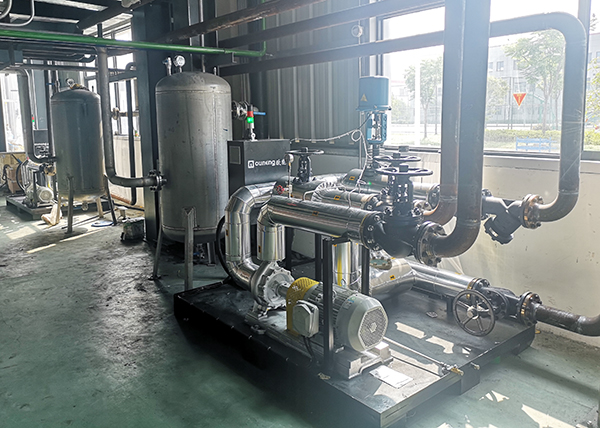 蒸汽加熱的導熱油控溫裝置