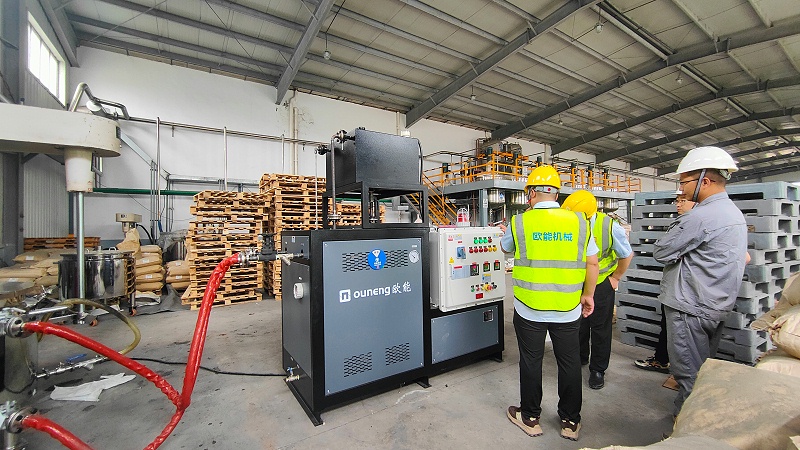 化工防爆模溫機(jī)安裝防爆電控柜，解決散熱問題