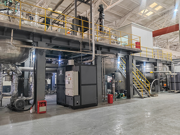 如何在易燃易爆環(huán)境中實現(xiàn)精準(zhǔn)溫度控制？用防爆模溫機