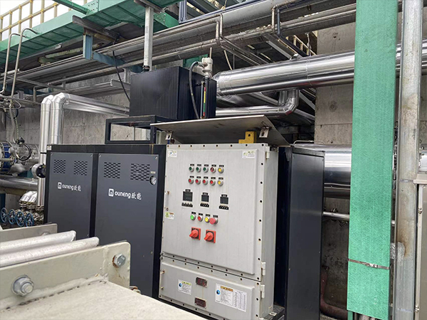 化工行業生產散熱器控溫，防爆定制模溫機助力