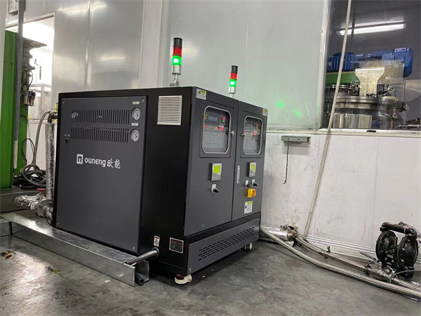 汽車鋰電材料行業常用的電加熱導熱油爐如何清洗？